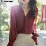 stylish-women-looks-blouse