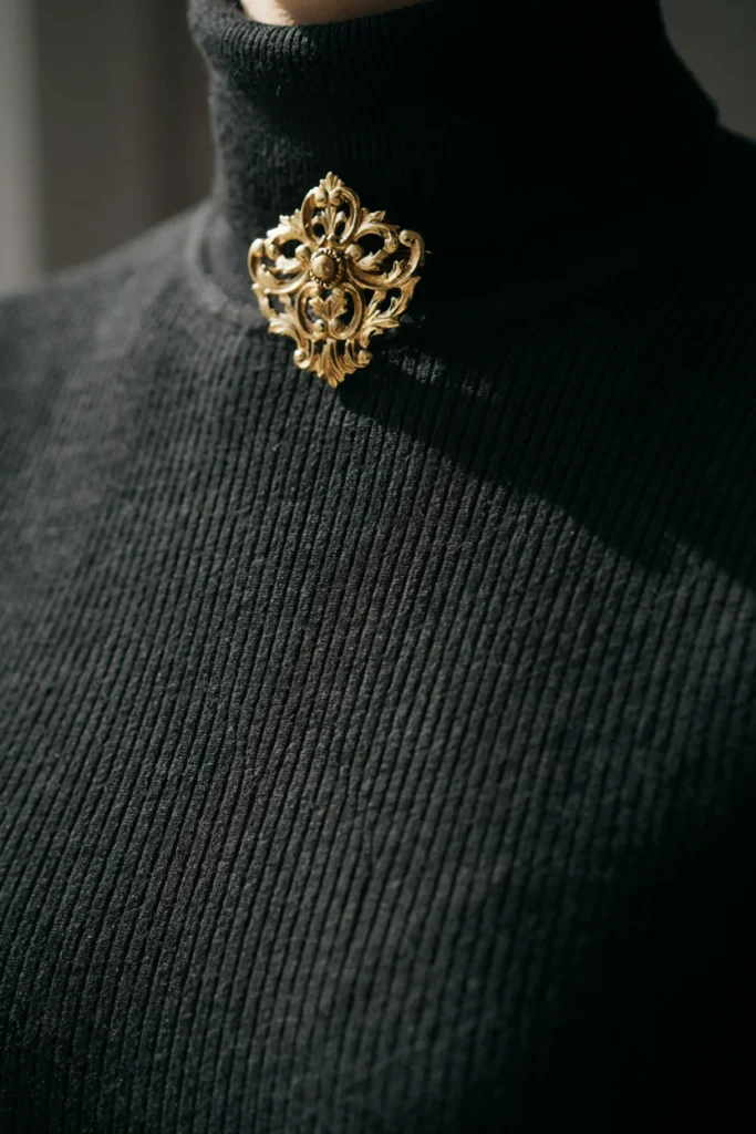 Antique Gold Brooch with Turtleneck